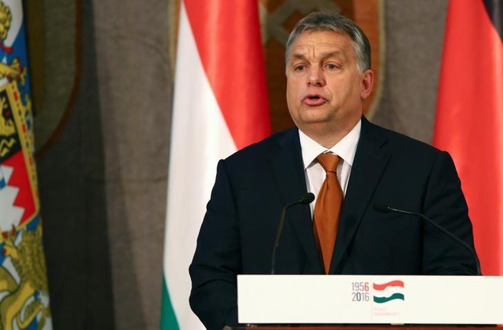 Hungarian Prime Minister Viktor Orban gives a speech during his visit at the Bavarian state parliament in Munich, Germany October 17, 2016.   REUTERS/Michael Dalder