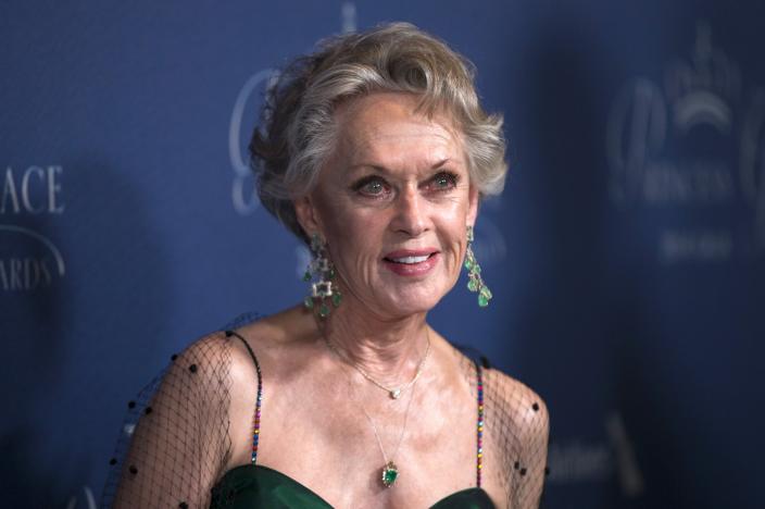 Actress Tippi Hedren poses at the 2014 Princess Grace Awards gala at the Beverly Wilshire Hotel in Beverly Hills, California October 8, 2014. REUTERS/Mario Anzuoni/File Photo