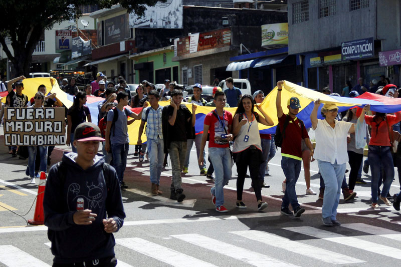 Opposition supporters take part in a rally demanding a referendum to remove Venezuela's President Nicolas Maduro in San Cristobal, Venezuela, on November 3, 2016. Photo: Reuters
