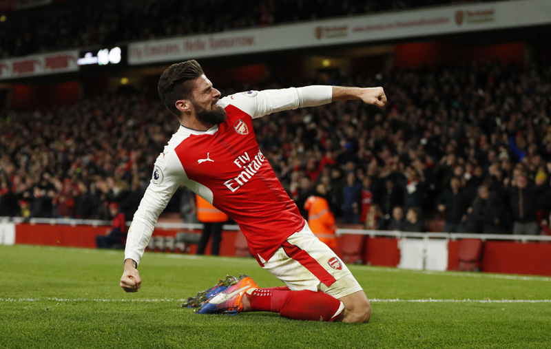 Arsenal's Olivier Giroud celebrates scoring their first goal. Photo: Reuters