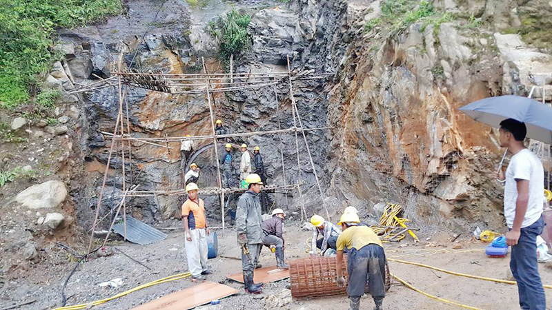 Work under way in the under-construction Dordikhola Hydel Project, in Lamjung, on Tuesday, December 6, 2016. Photo: THT