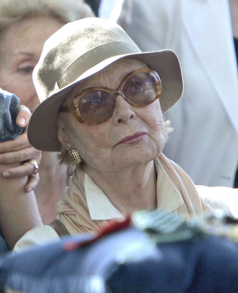 File- French actress Michele Morgan attends French director Gerard Oury's funeral at the Montparnasse cemetery in Paris, France, on July 2, 2006. Photo: AP