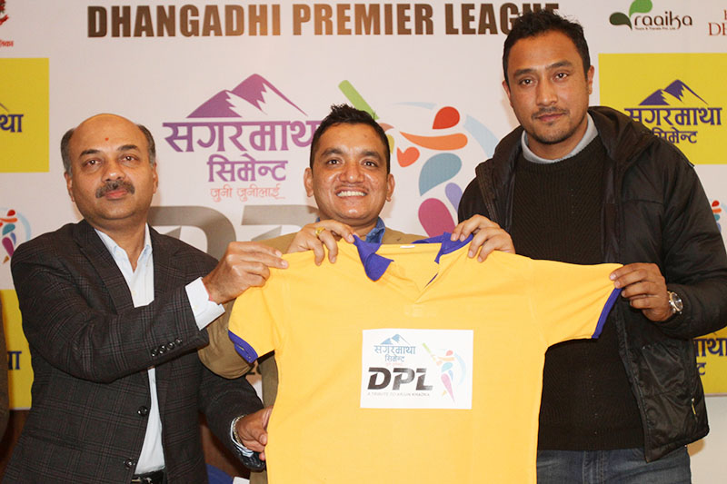 (From left) Ghorahi Cement Industry Pvt Ltd Director Sanjay Bansali, Dhangadhi Cricket Academy President Subash Shahi and national cricket team skipper Paras Khadka displaying jersey at a press meet in Kathmandu on Wednesday, December 14, 2016. Photo: Udipt Singh Chhetry/THT