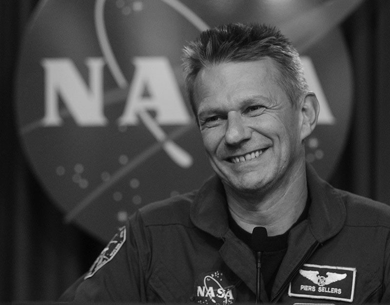 FILE - British born US Astronaut Piers Sellers talks with reporters following the safe return the space shuttle Discovery at the Kennedy Space Center in Cape Canaveral, Florida, on July 17, 2006. Sellers, a climate scientist and former astronaut died Friday, Dec. 23, 2016. He was 61. Photo: AP