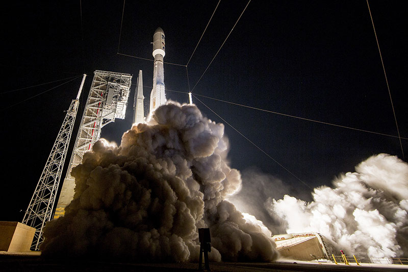 A United Launch Alliance (ULA) Atlas V rocket carrying GOES-R spacecraft for NASA and NOAA lifting off from Space Launch Complex-41 at 6:42 pm EST at Cape Canaveral Air Force Station, Florida, on Saturday, November 19, 2016. Photo: United Launch Alliance via AP