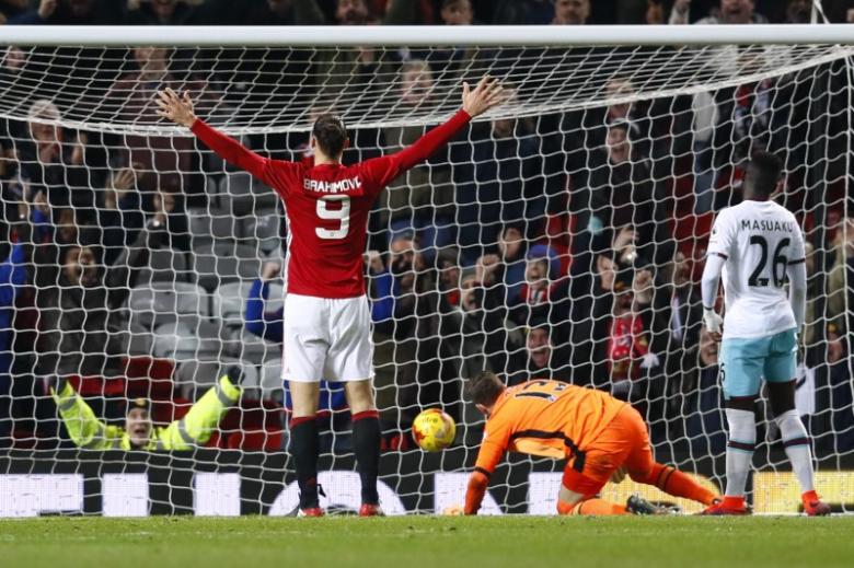 Britain Football Soccer - Manchester United v West Ham United - EFL Cup Quarter Final - Old Trafford - 30/11/16 Manchester United's Zlatan Ibrahimovic celebrates scoring their fourth goal  Action Images via Reuters / Jason Cairnduff Livepic