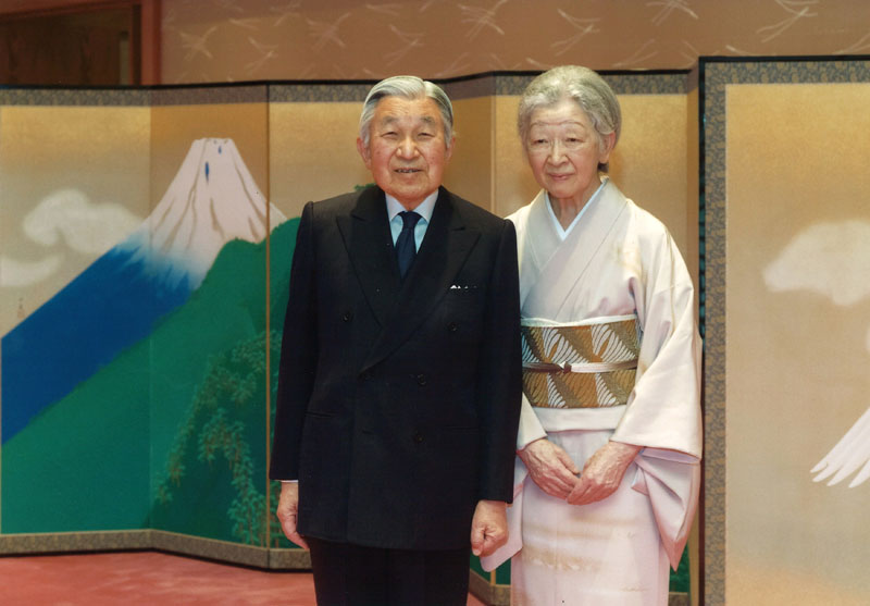 Japan's Emperor Akihito (left) poses for a photo with Empress Michiko at Imperial Palace in Tokyo, Japan, in this photo taken on December 5, 2016. Emperor Akihito turned 83 years old on December 23, 2016. Photo: Imperial Household Agency of Japan via Reuters