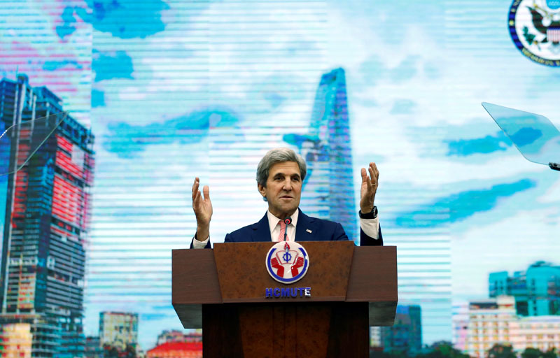 Secretary of State John Kerry speaks at Ho Chi Minh University of Technology and Education in Ho Chi Minh City, Vietnam, on January 13, 2017. Photo: Reuters