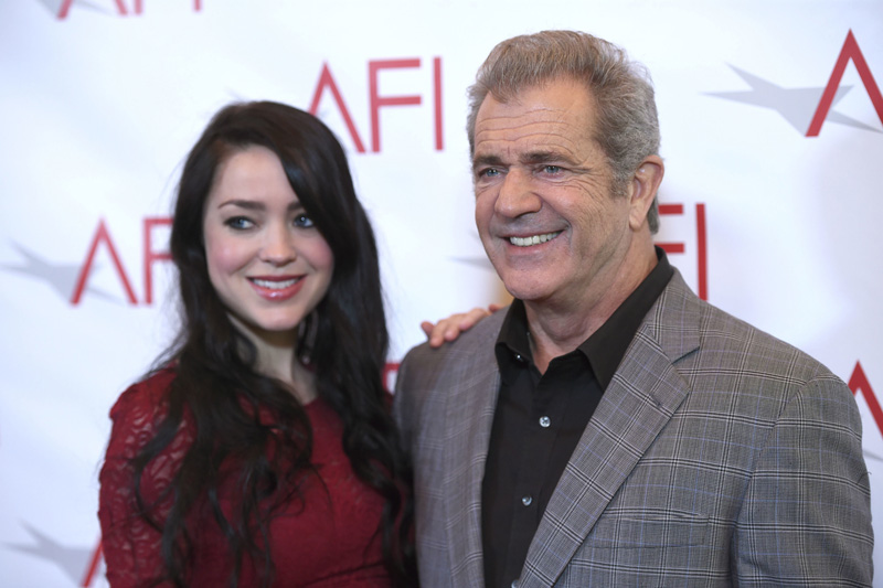 Rosalind Ross (left) and Mel Gibson arrive at the AFI Awards at the Four Seasons Hotel on Friday, Jan. 6, 2017, in Los Angeles. Photo: AP