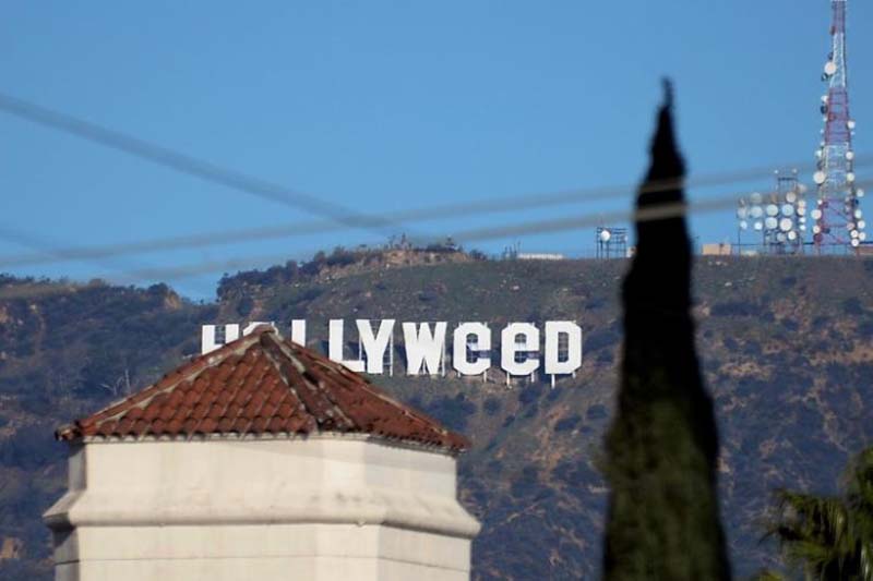 File-A view shows the ''iconic ''Hollywood'' sign overlooking Southern California's film-and-television hub, which was defaced overnight in the Hollywood Hills in Los Angeles, California, US on January 1, 2017. Photo: Reuters