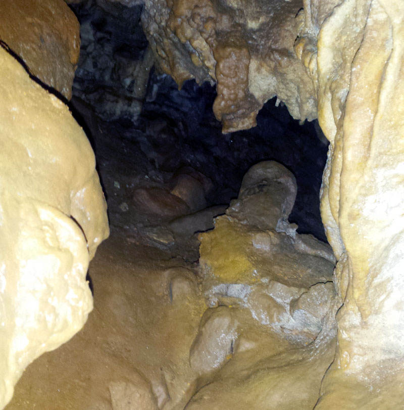 A newly discovered Laleshwor Cave in Chuwa, Kusma-12 of Parbat district is seen on the picture taken on Friday, February 3, 2017. Photo: RSS