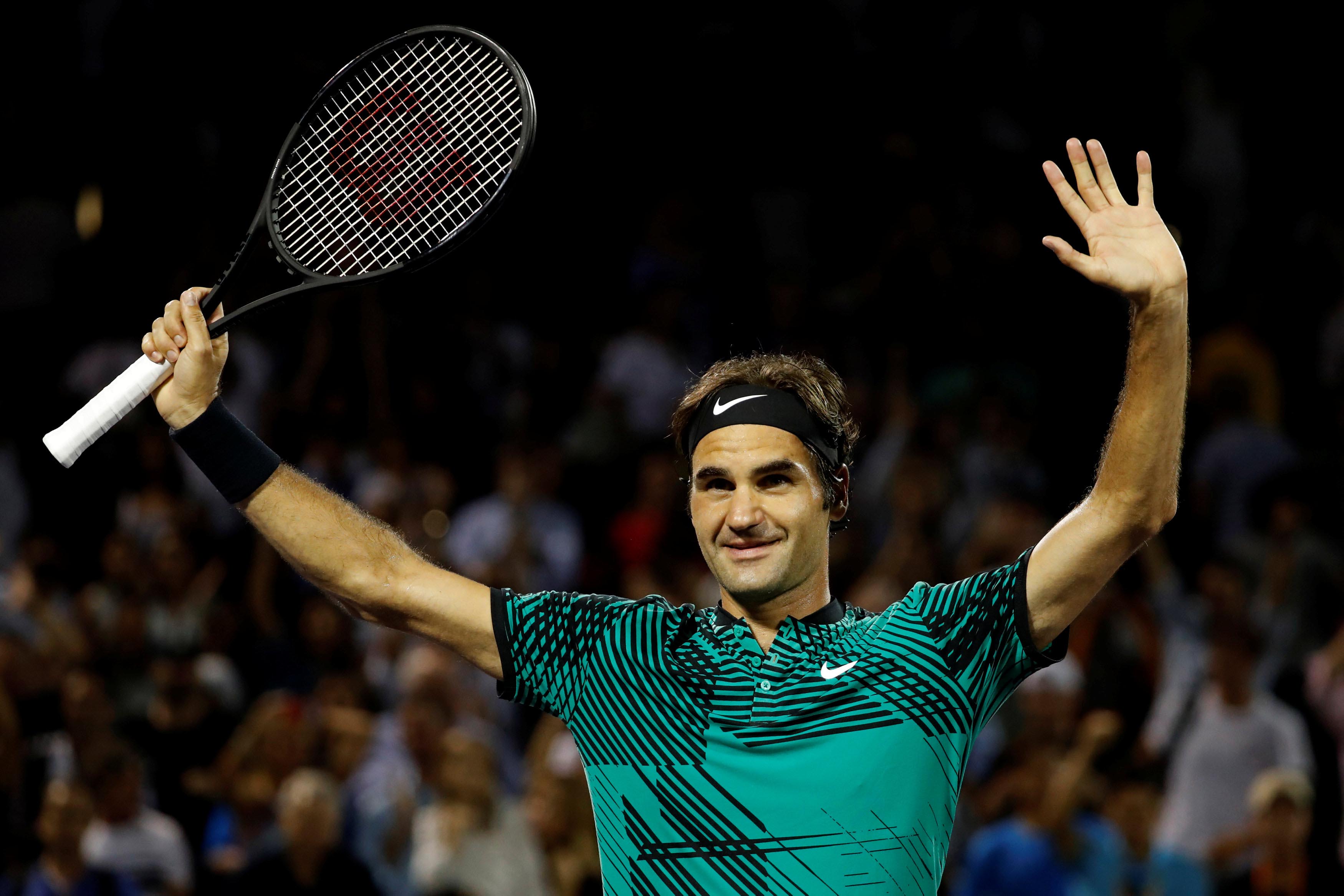 Roger Federer of Switzerland waves to the crowd after his match against Nick Kyrgios of Australia (not pictured) during a men's singles semi-final in the 2017 Miami Open at Brandon Park Tennis Center, Miami, FLorida, USA, on March 31, 2017. Photo: Geoff Burke via Reuters