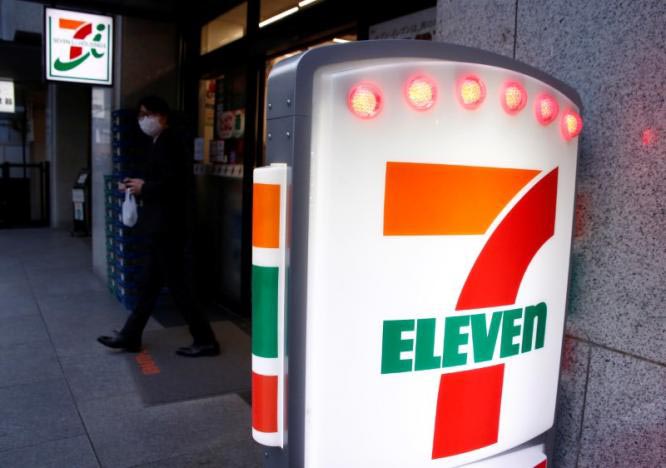 A man walks out of Seven &amp; i Holdings Co's Seven Eleven convenience store in Tokyo, Japan, on January 12, 2017. Photo: Reuters