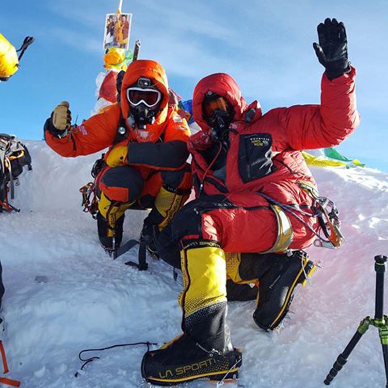 Climbers atop Mt Everest. Photo: Garrett Madison