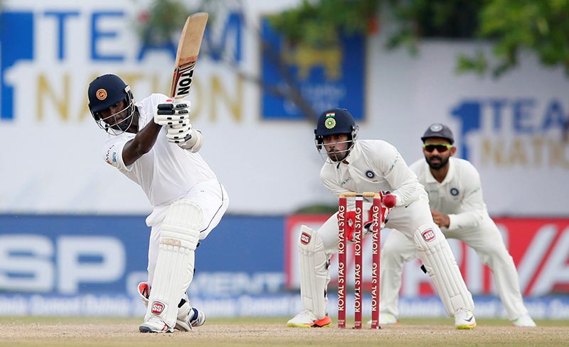 Sri Lanka's Angelo Mathews plays a shot. Photo: Reuters