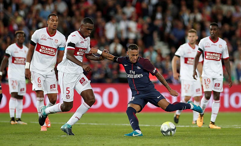 Paris Saint-Germainu2019s Neymar scores their sixth goal in Ligue 1 match between Paris Saint-Germain and Toulouse, in Paris, France, on August 20, 2017. Photo: Reuters