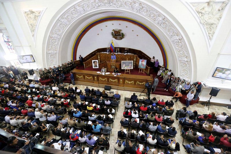 Constitutional Assembly delegate Carmen Melendez speaks from the podium during a session in Caracas, Venezuela, on Tuesday, August 8, 2017. Photo: AP