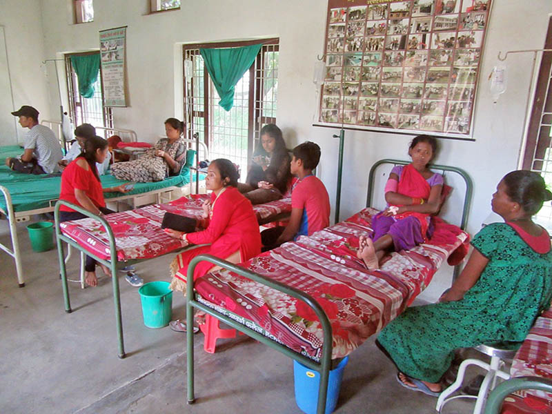 Snake bite victims receiving teatment at the Nepali Army snake bite centre in Itahari of Sunsari district, on Monday, August 28, 2017. Photo: RSS