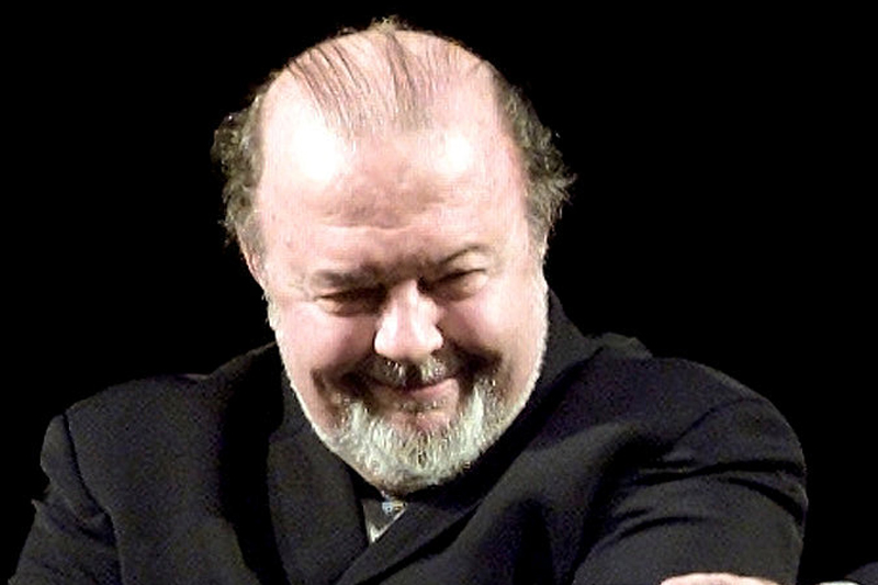 FILE PHOTO: National Theatre former Directors Peter Hall answers questions at the theatre in central London, Britain, October 25, 2001. Photo: Reuters