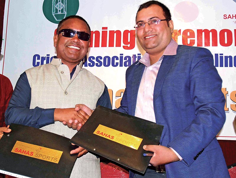 CAB-Nepal President Pawan Ghimire (left) exchanges MoU with Managing Director of Sahas Sports Janak Neupane during a signing ceremony in Kathmandu on Monday. Photo:THT