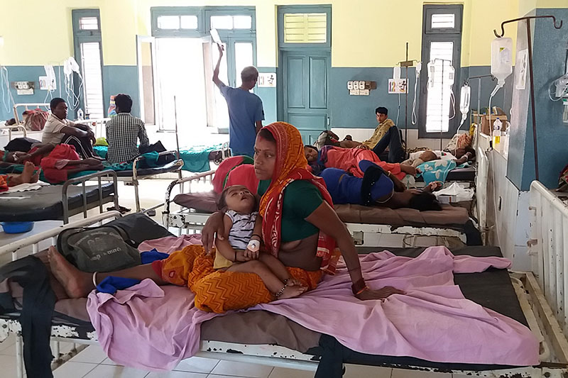 Cholera patients receiveing treatment at the Gajendra Narayan Zonal Hospital in Rajbiraj, on Friday, October 6, 2017. Photo: Byas Shankar Upadhyay