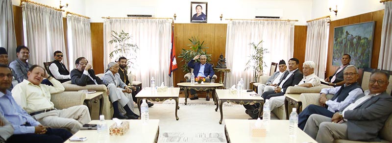 Prime Minister Sher Bahadur Deuba (centre) holding discussion with Nepali Congress Central Working Committee members on forming a democratic alliance with Rastriya Janata Party-Nepal, Rastriya Prajatantra Party and National Democratic Forum, among others, at the prime ministeru2019s official residence in Baluwatar, Kathmandu, on Wednesday, October 4, 2017. Photo: Skanda Gautam/THT