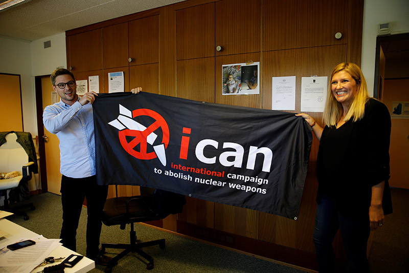 Beatrice Fihn, Executive Director of the International Campaign to Abolish Nuclear Weapons (ICAN) and Daniel Hogsta, coordinator, celebrate after winning the Nobel Peace Prize 2017, in Geneva, Switzerland October 6, 2017. Photo: Reuters