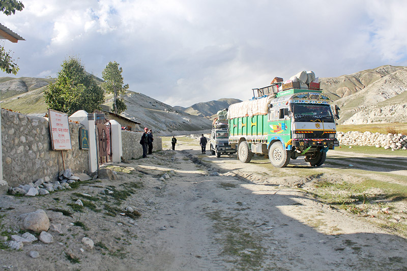 Trucks laden with goods brought from Tibet via Korala border wait for custom clearance at Nechung custom office in Mustang district, on Wednesday, October 4, 2017. Photo: RSS