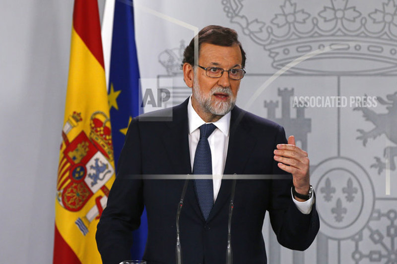 Spain's Prime Minister Mariano Rajoy gestures as he speaks during a press conference at the Moncloa Palace in Madrid, Spain, Wednesday, Oct. 11, 2017. Photo: AP