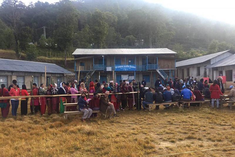 Voters queuing to cast their ballots at Pokhare voting centre in Bhojpur Municipality in Bhojpur district, on Sunday, November 26, 2017. Photo: THT