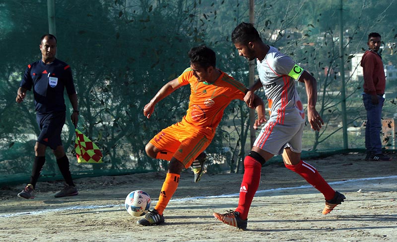 Players of Himalayan Sherpa Club and Nepal APF Club (right) vie for the ball during their Chandragiri Gold Cup match at the Naikap grounds in Kathmandu on Friday, November 17, 2017. Photo: THT