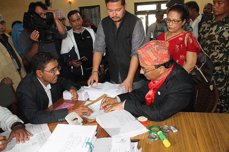 Rastriya Prajatantra Party Chairperson Kamal Thapa filing his nomination for the upcoming polls at the Makwanpur District Election Office in Hetaunda, on Thursday, November 02, 2017. Photo: Prakash Dahal