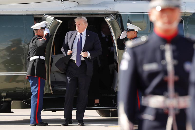 US President Donald Trump arrives on Marine One at Osan Air Base, South Korea, as he prepares to depart for Beijing, on Wednesday, November 8, 2017. Photo: Reuters