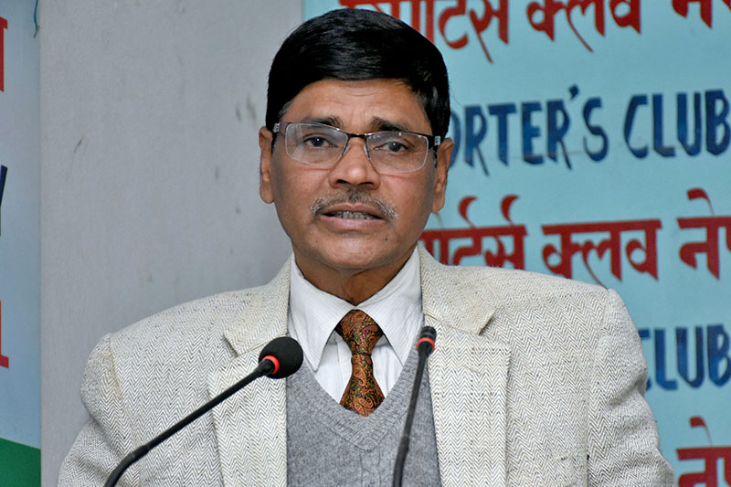 Chief Election Commissioner Dr. Ayodhee Prasad Yadav speaks at an interaction programme in Kathmandu, on Sunday, December 31, 2017. Photo courtesy: Reporters' Club