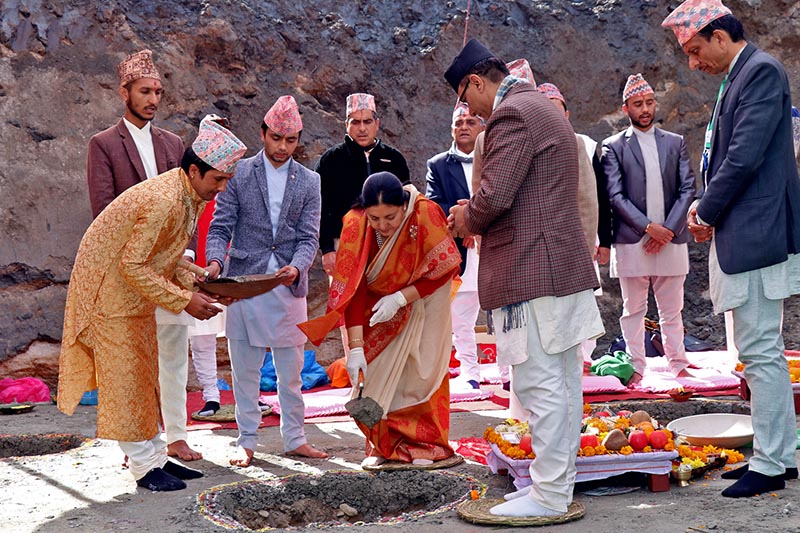 President Bidya Devi Bhandari lays the foundation stone for a new building of the Office of Auditor General in Anamnagar, in Kathmandu district, on Monday, December 4, 2017. Photo: RSS