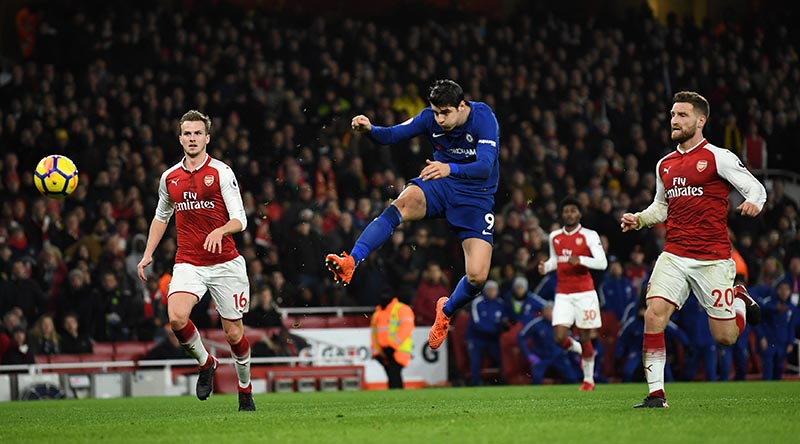 Chelseau2019s Alvaro Morata shoots at goal during the Premier League between Arsenal and Chelsea, at Emirates Stadium, in London, Britain, on January 3, 2018. Photo: Reuters