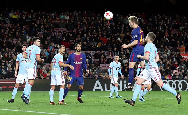 Barcelonau2019s Ivan Rakitic scores their fifth goal during the Spanish King's Cup match between FC Barcelona and Celta Vigo, at Camo Nou, in Barcelona, Spain, January 11, 2018. Photo: Reuters