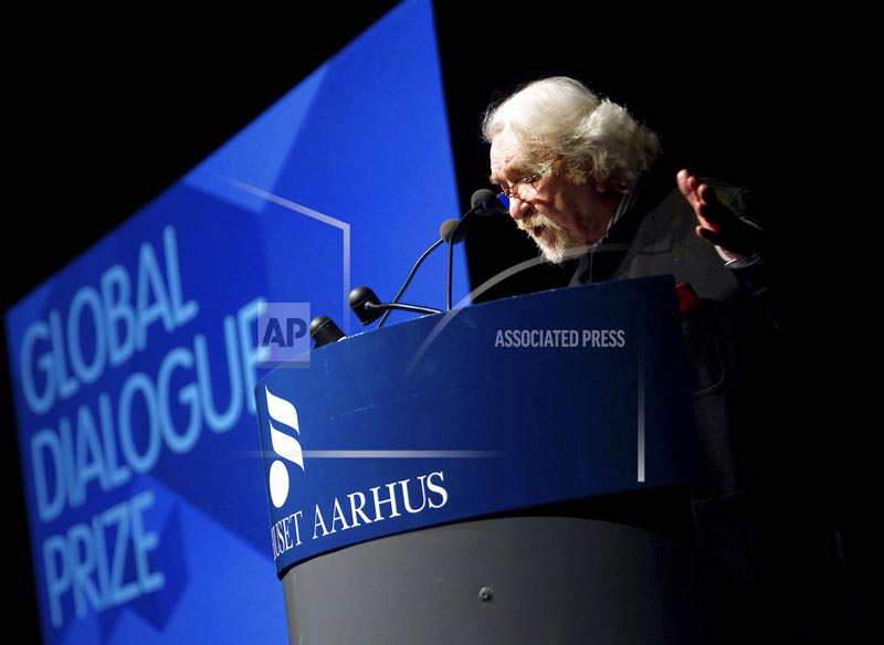 FILE - In this  January 27, 2010, file photo, Iranian philosopher Dariush Shayegan gestures during his speech after he received the 2009 Global Dialogue Prize Award in Aarhus, Denmark. Photo: AP