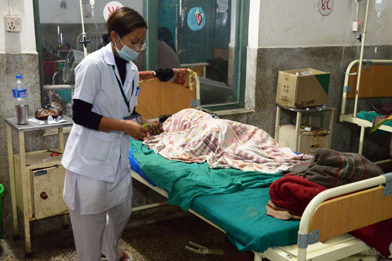 A victim undergoing treatment at the Narayani Sub-Regional Hospital in Birgunj, on Thursday, March 01, 2018. Photo: Ram Sarraf