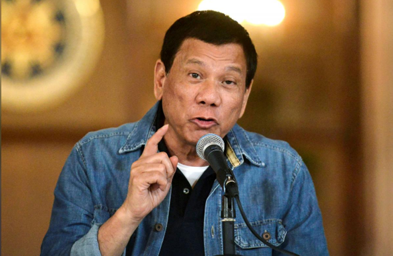 FILE-Philippine President Rodrigo Duterte announces the disbandment of police operations against illegal drugs at the Malacanang palace in Manila, Philippines early January 30, 2017. Photo: Reuters 
