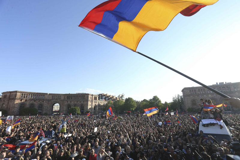 Armenian People celebrate after Armenian Prime Minister Serzh Sarksyan resigned following two week long protests, in Yerevan, Armenia, on April 23, 2018. Photo: REUTERS
