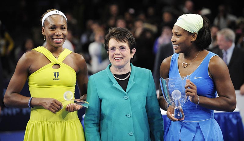 Billie Jean King is flanked by Venus, left, and Serena Williams after Serena defeated Venus in the championship match of the Billie Jean King Cup tennis exhibition, at Madison Square Garden in New York, on March 2, 2009. Photo: AP/ File
