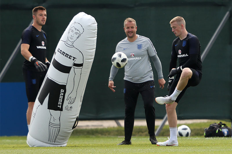 Soccer Football - World Cup - England Training - England Training Camp, Saint Petersburg, Russia - June 15, 2018   England's Jordan Pickford and Jack Butland during training   REUTERS/Lee Smith