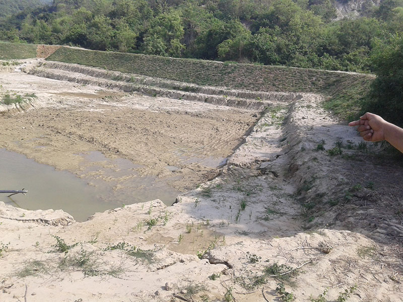 Conservation pond being constructed through rainwater harvesting in Kanakpatti, Shambhunath Municipality-2, Saptari, on Monday, June 11, 2018. Photo: Byas Shankar Upadhyay