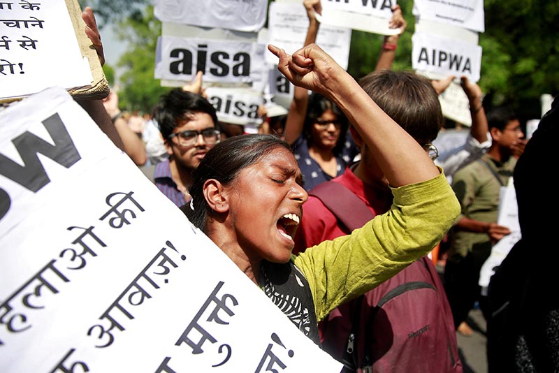 A woman reacts at a protest against the rape of an eight-year-old girl, in Kathua, near Jammu and a teenager in Unnao, Uttar Pradesh state, in New Delhi, India April 12, 2018. Photo: Reuters/ File
