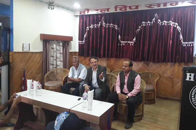 Nepali Congress General Secretary Prakash Sharan Mahat speaking to journalists, in Pokhara, on Friday, August 17, 2018. Photo: THT