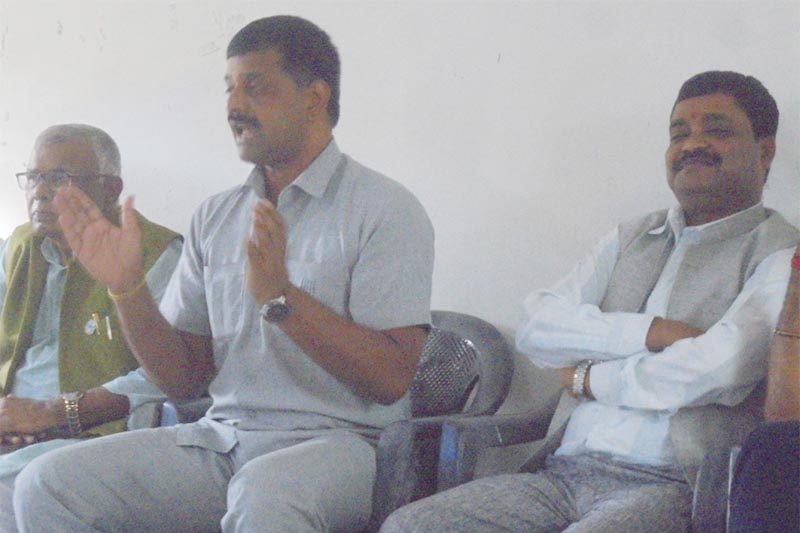 File - Province 2 Minister of Internal Affairs and Law Gyanendra Kumar Yadav speaking at a press meet in Rajbiraj, Saptari, on Monday, August 6, 2018. Photo: THT