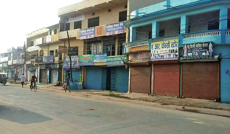Dhangadi Sub-metropolitan City wears a deserted look during a shutdown enforced by the locals, on Saturday. Photo: THT