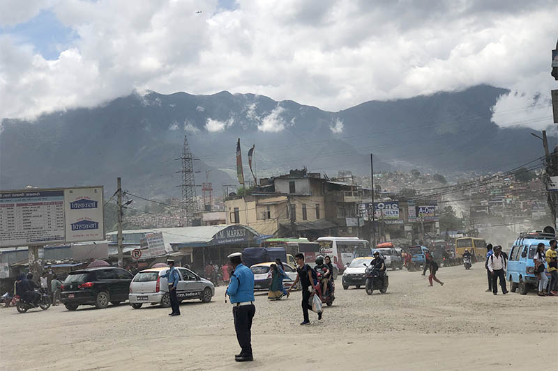 Traffic Police seen at Kalanki chowk along Kalanki-Nagdhunga road section on Sunday, September 02, 2018. Photo: Mausam Shah Nepali