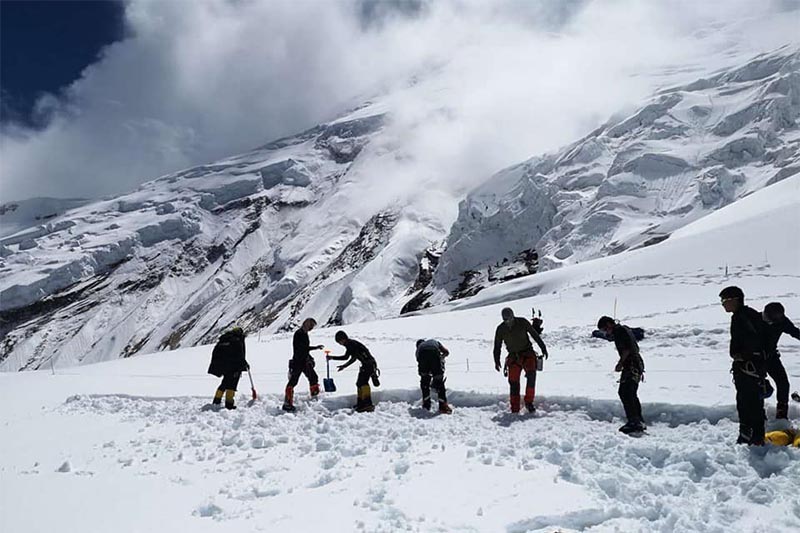 Stranded climbers preparing to pitch tents at Camp I, on Mt Manaslu, on Monday, September 10, 2018. Photo courtesy: Arnold Coster